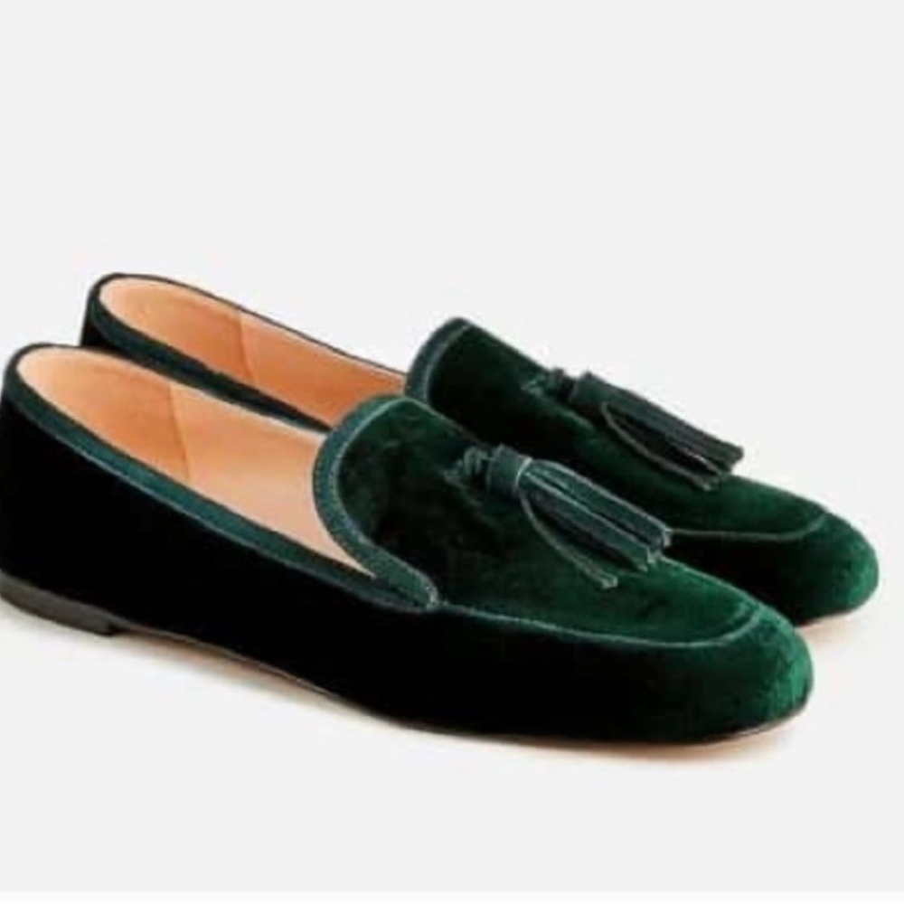 NWT J.Crew Marie tassel loafers in velvet size 6.5 spruce no box